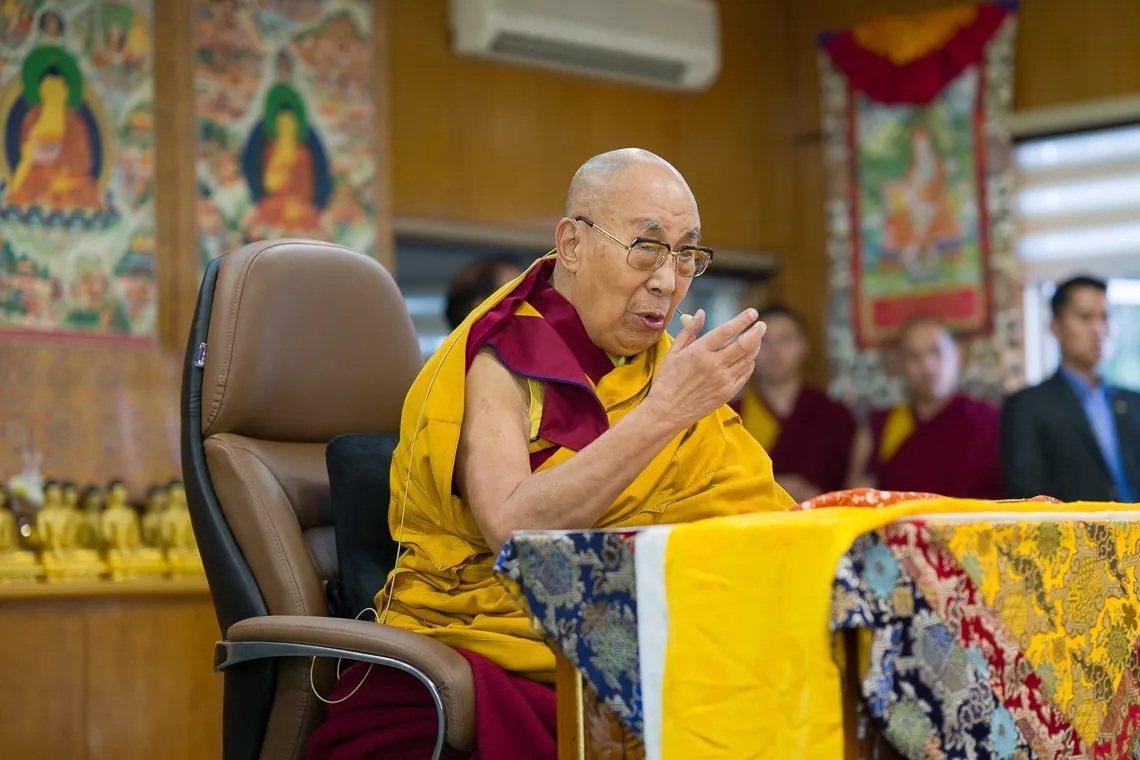 His Holiness addressing the assembly